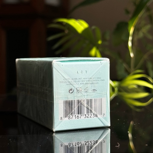 Advanced Night Repair Eye Concentrate Matrix
Synchronized Multi-Recovery Complex